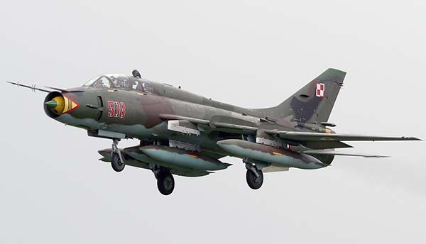 Истребитель-бомбардировщик Су-17