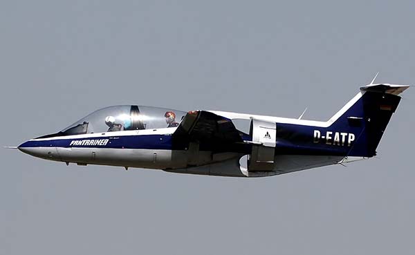 Учебно-тренировочный самолет RFB Fantrainer